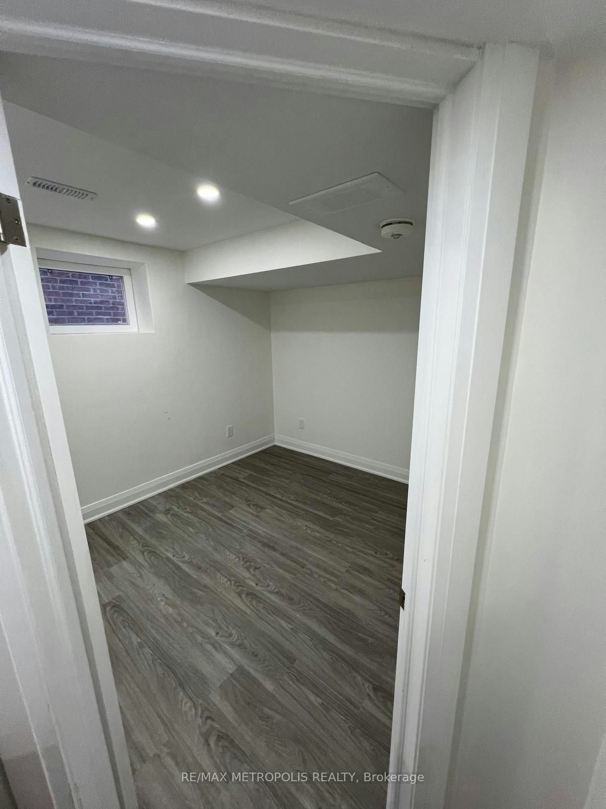 203 Gardiner Drive, Bradford West Gwillimbury, ON, L3Z 0J5 - 7