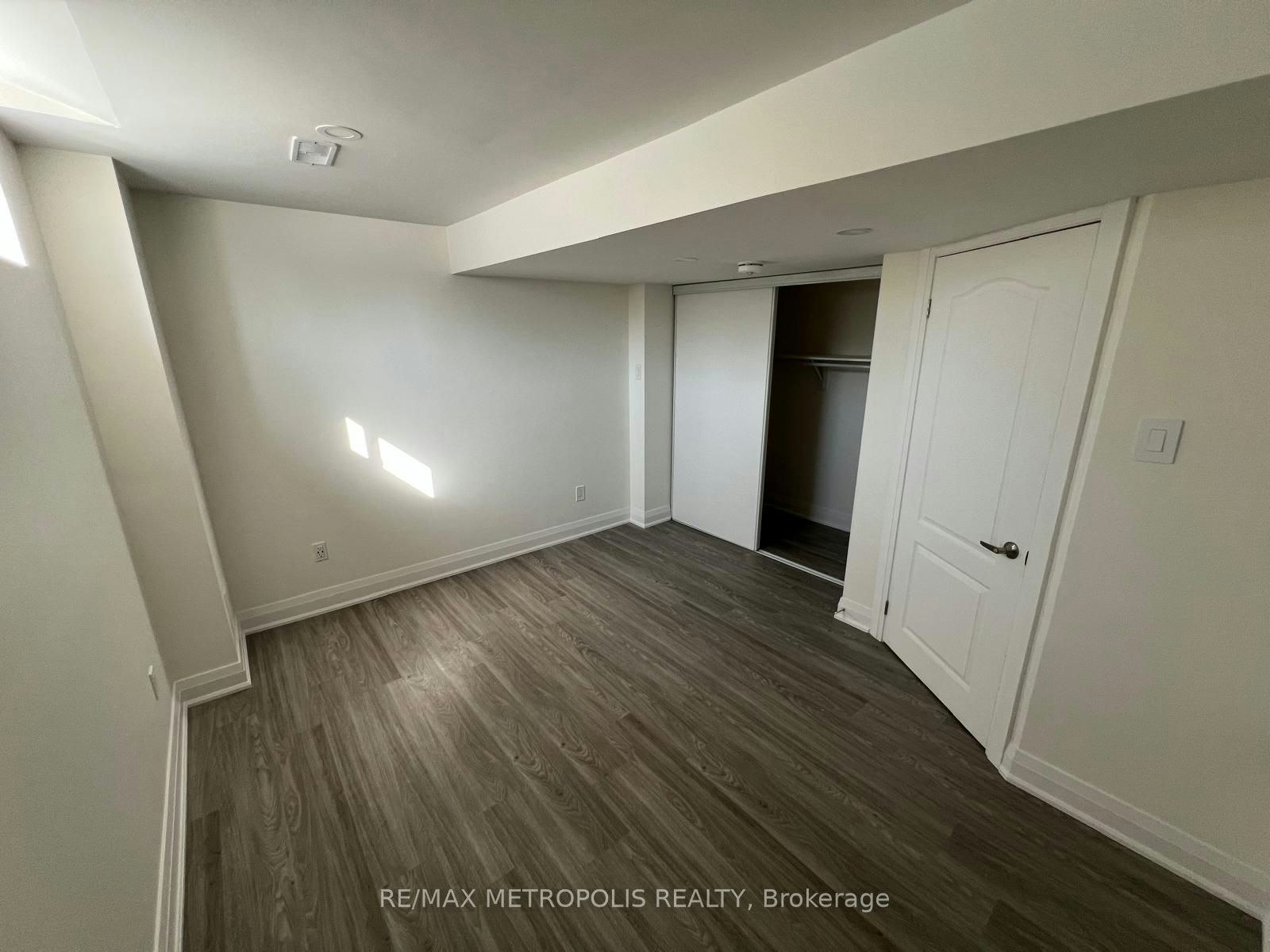 203 Gardiner Drive, Bradford West Gwillimbury, ON, L3Z 0J5 - 5