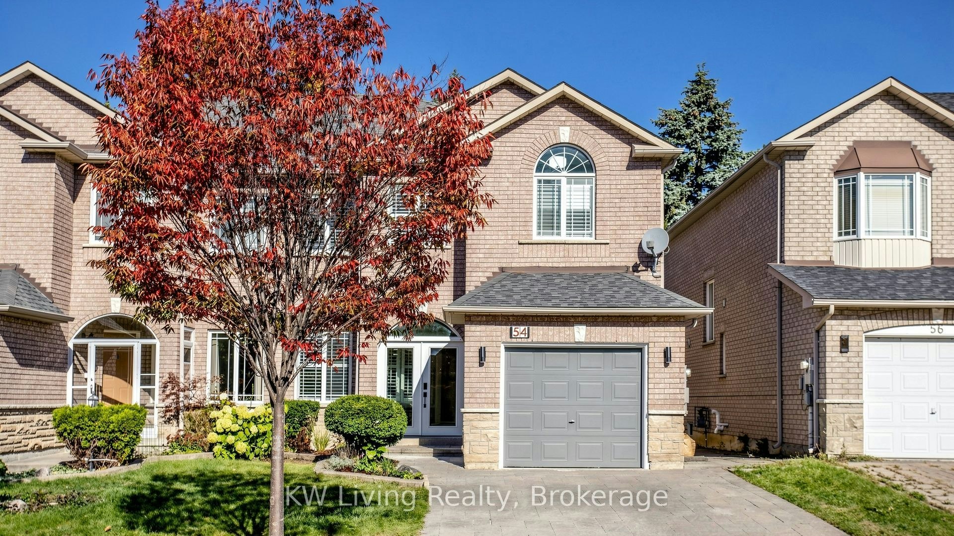 54 Loredana Court, Richmond Hill, ON, L4C 0P2