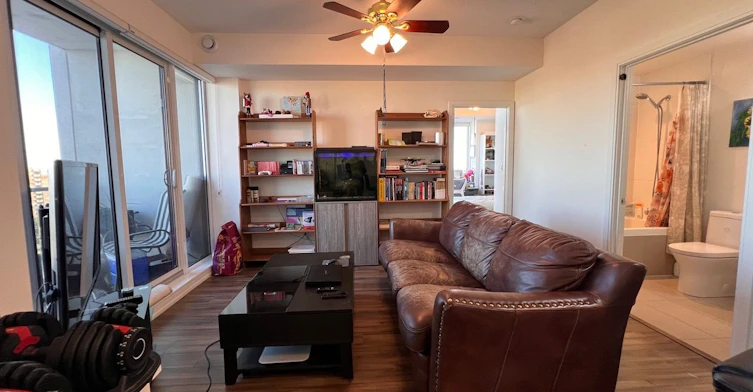 1602B-9600 Yonge Street, Richmond Hill, ON, L4C 0X3 - 18