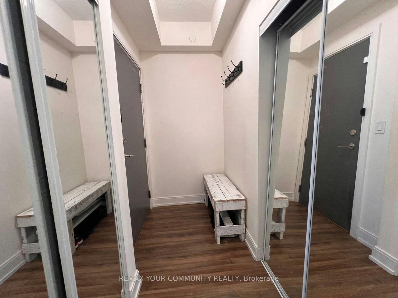 1602B-9600 Yonge Street, Richmond Hill, ON, L4C 0X3 - 4