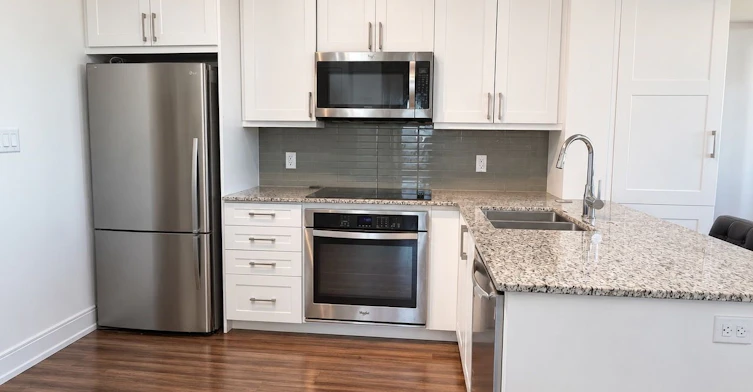 1602B-9600 Yonge Street, Richmond Hill, ON, L4C 0X3 - 13
