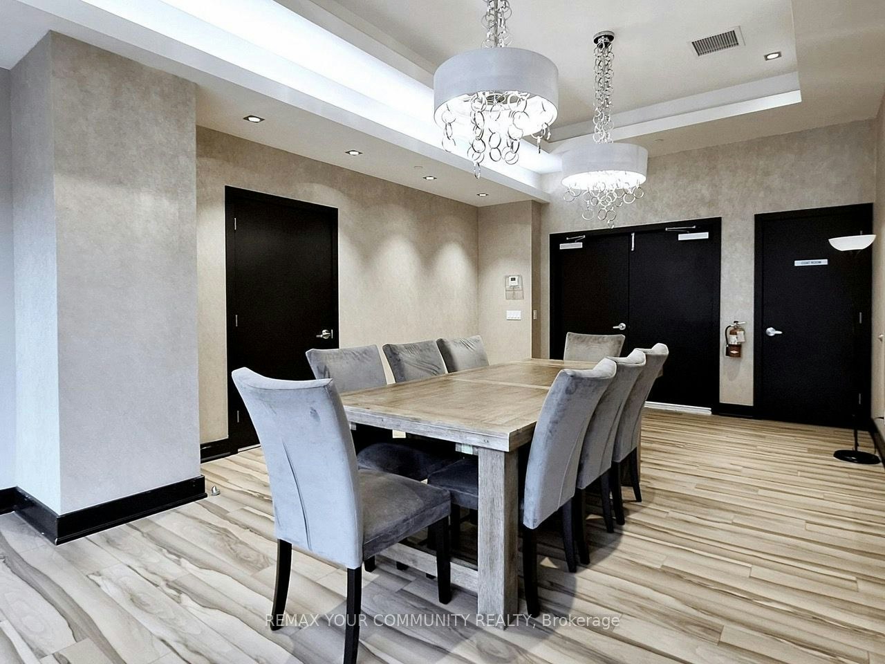 1602B-9600 Yonge Street, Richmond Hill, ON, L4C 0X3 - 24