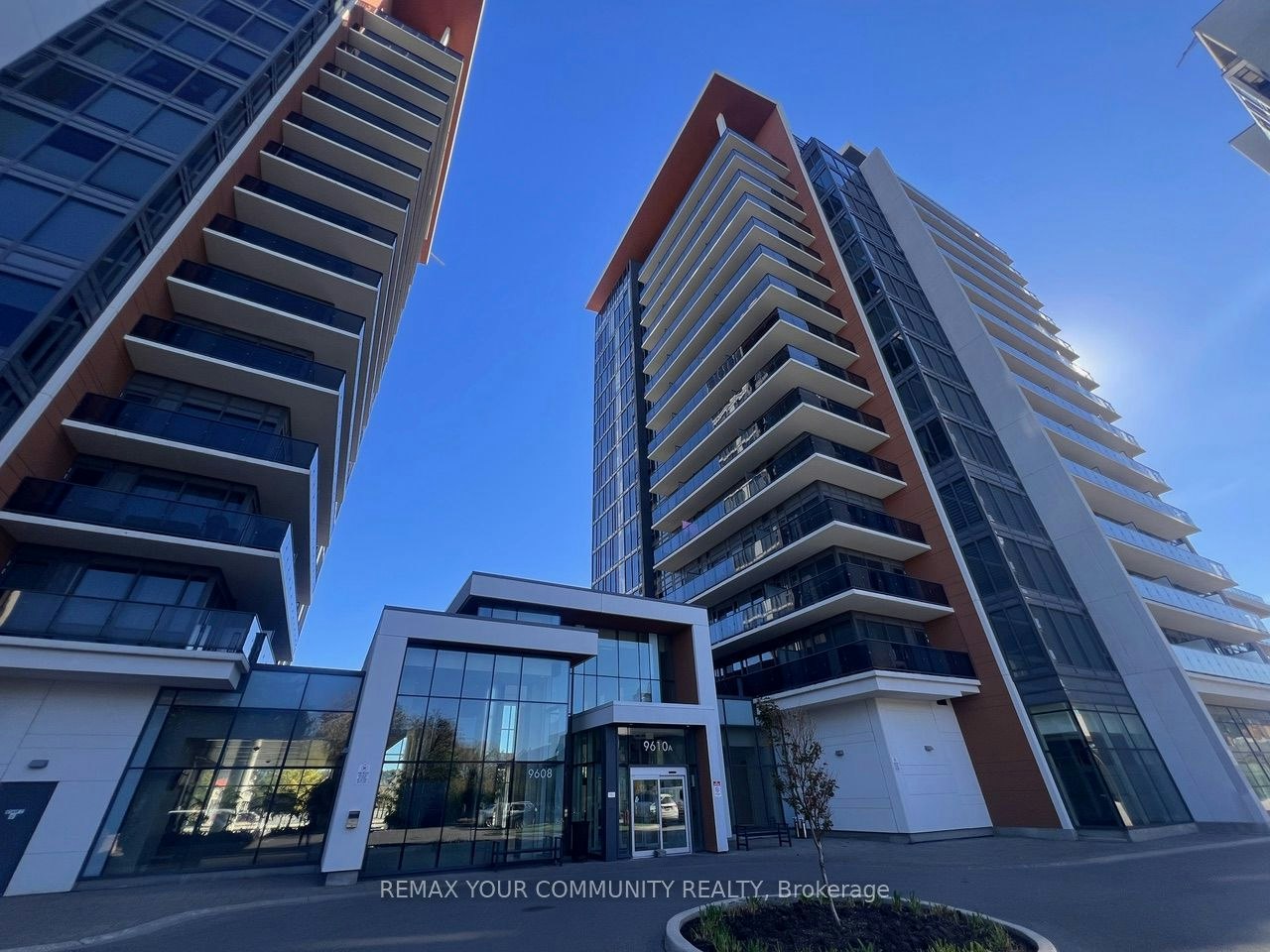 1602B-9600 Yonge Street, Richmond Hill, ON, L4C 0X3