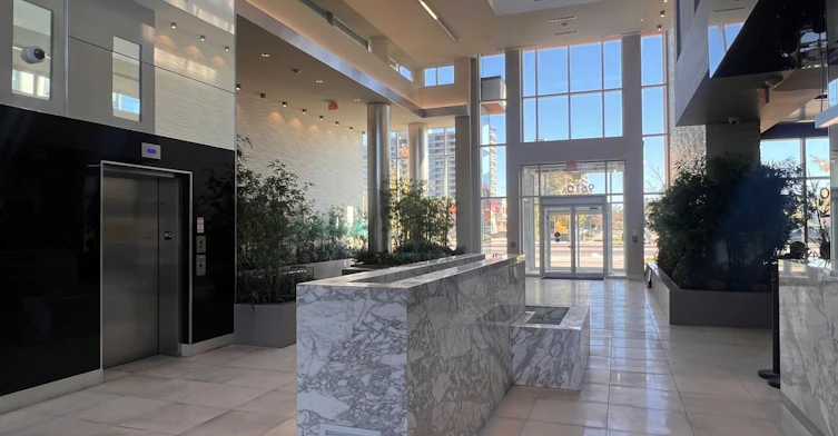 1602B-9600 Yonge Street, Richmond Hill, ON, L4C 0X3 - 2
