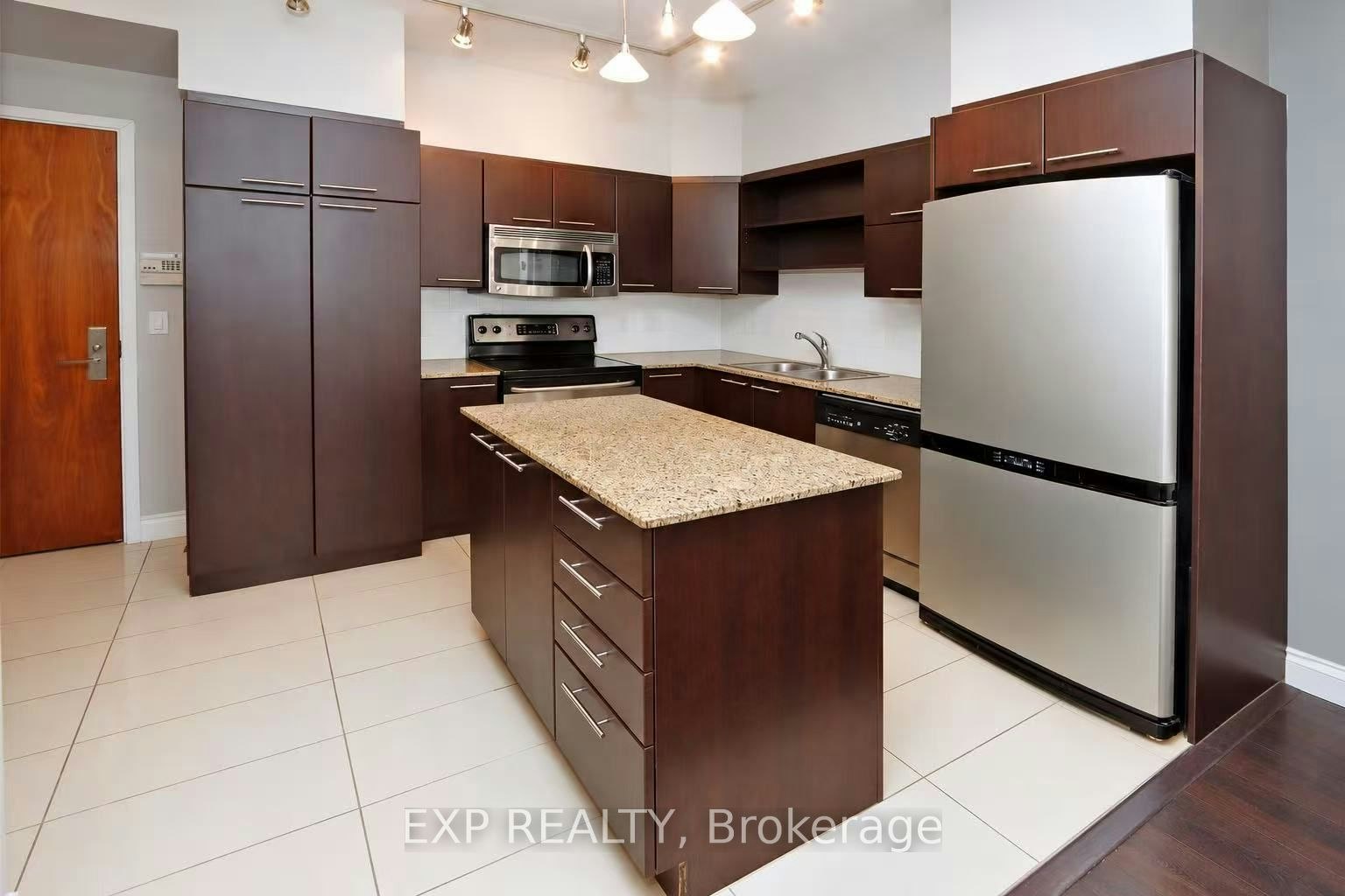 1110-37 Galleria Parkway, Markham, ON, L3T 0A5 - 6