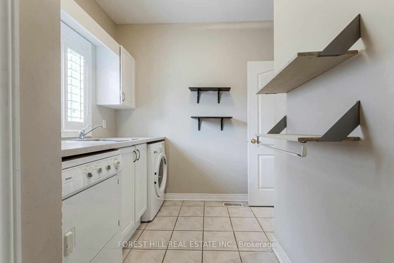 54 Maple Grove Avenue, Richmond Hill, ON, L4E 2V5 - 21
