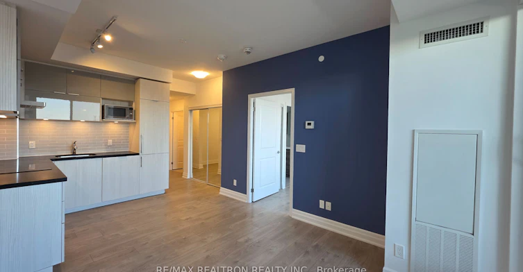 1312-10 Rouge Valley Drive W, Markham, ON, L6G 0G9 - 11
