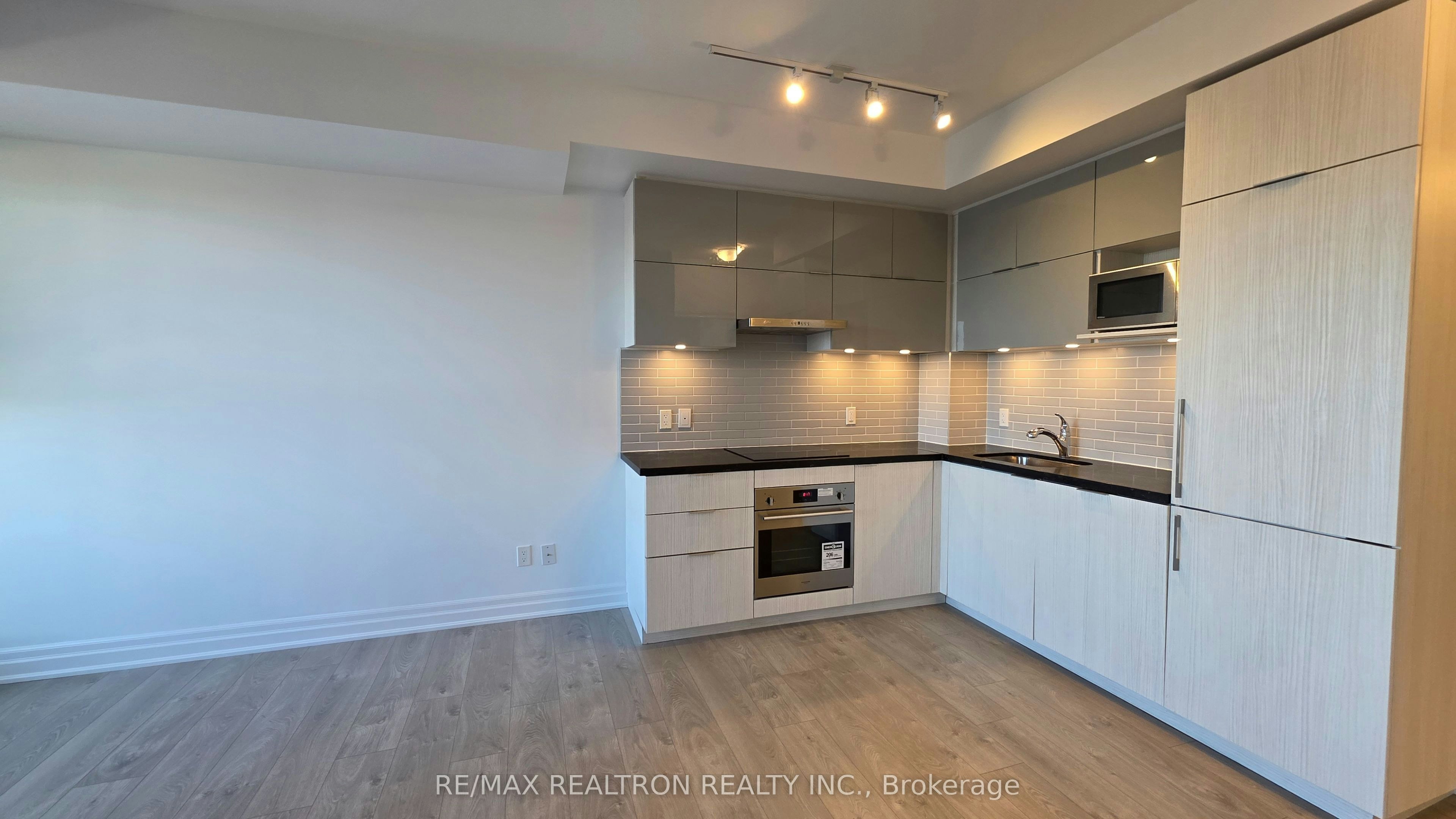 1312-10 Rouge Valley Drive W, Markham, ON, L6G 0G9 - 7