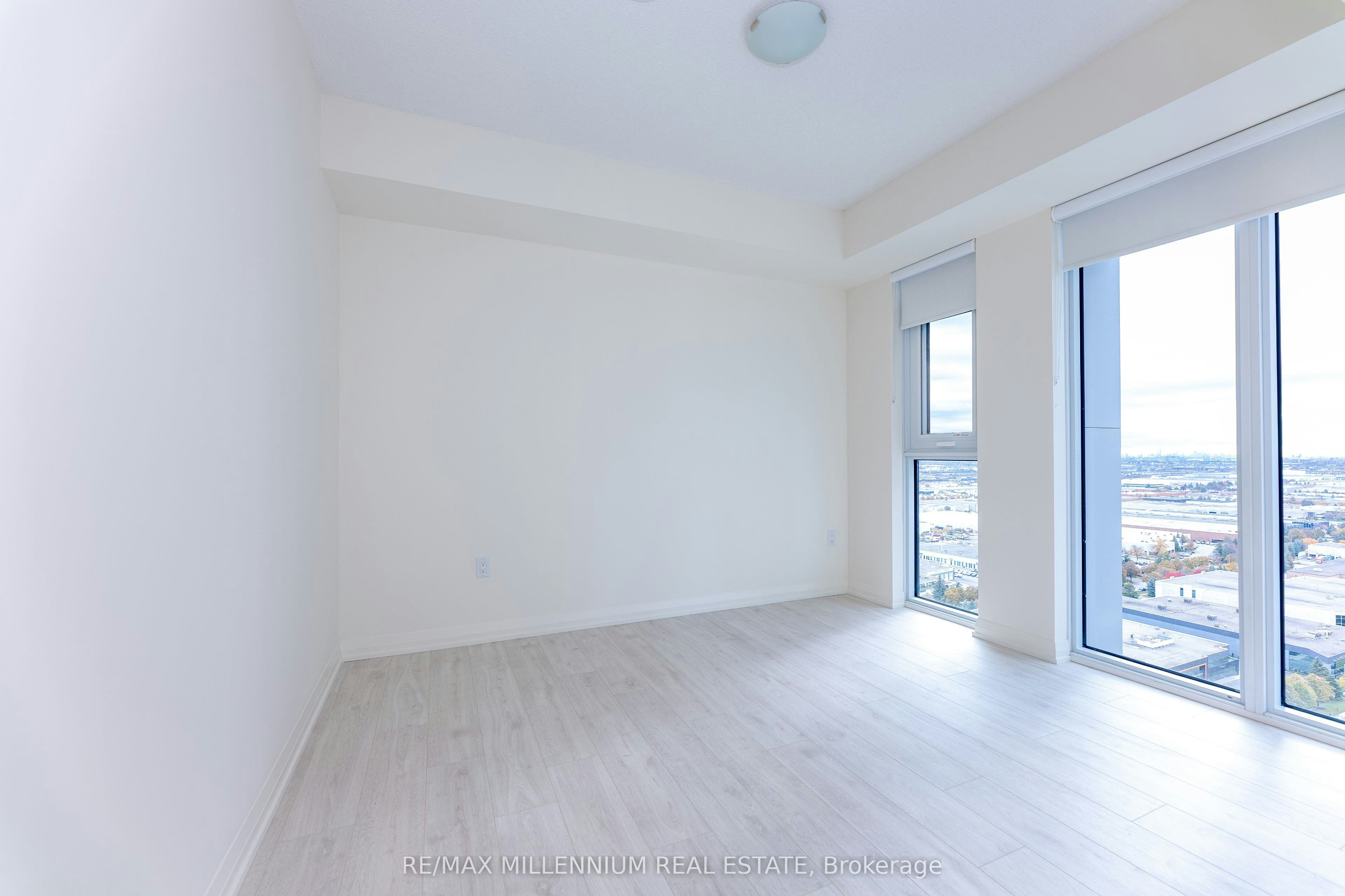 2310-8960 Jane Street, Vaughan, ON, L4L 0N9 - 16