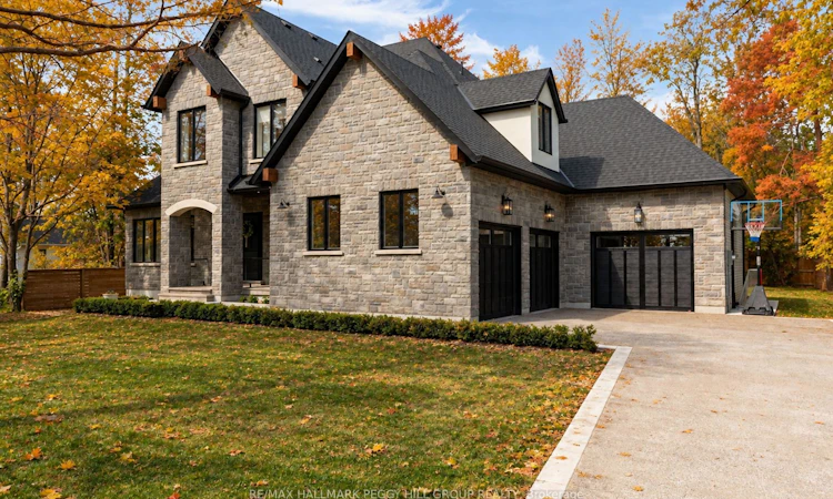 2338 Buchanan Street