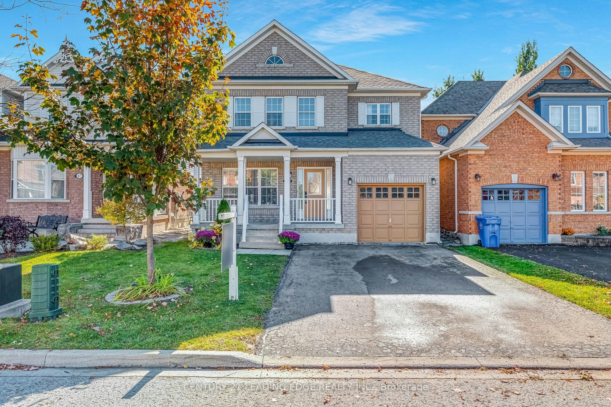 63 Billingham Heights, Aurora, ON, L4G 7Y1