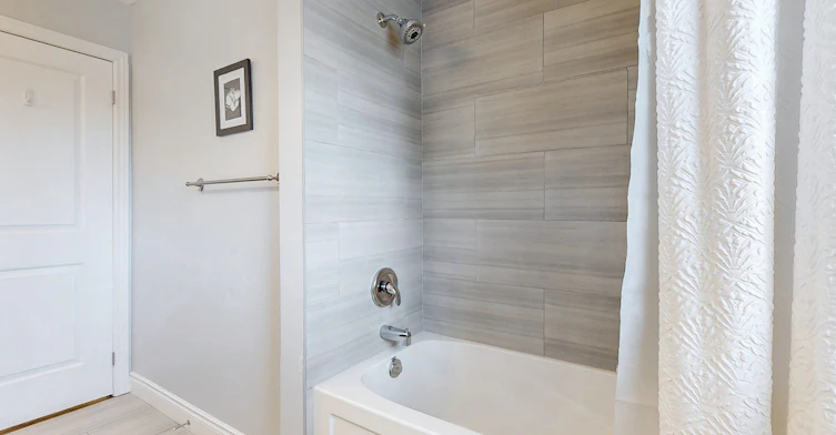 530 Duclos Point Road W, Georgina, ON, L0E 1N0 - 5