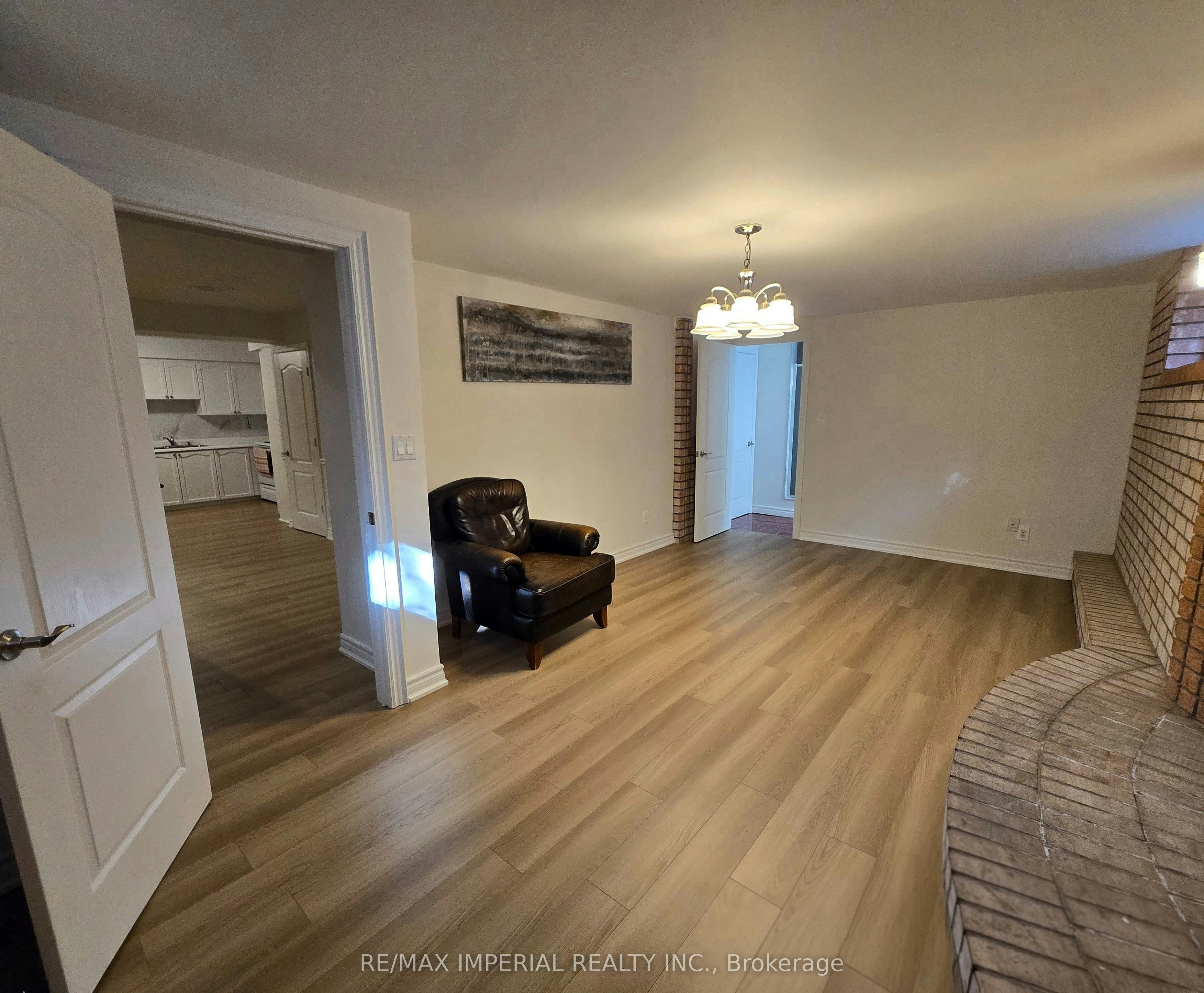 12A Mauro Court, Richmond Hill, ON, L4B 3J8 - 14