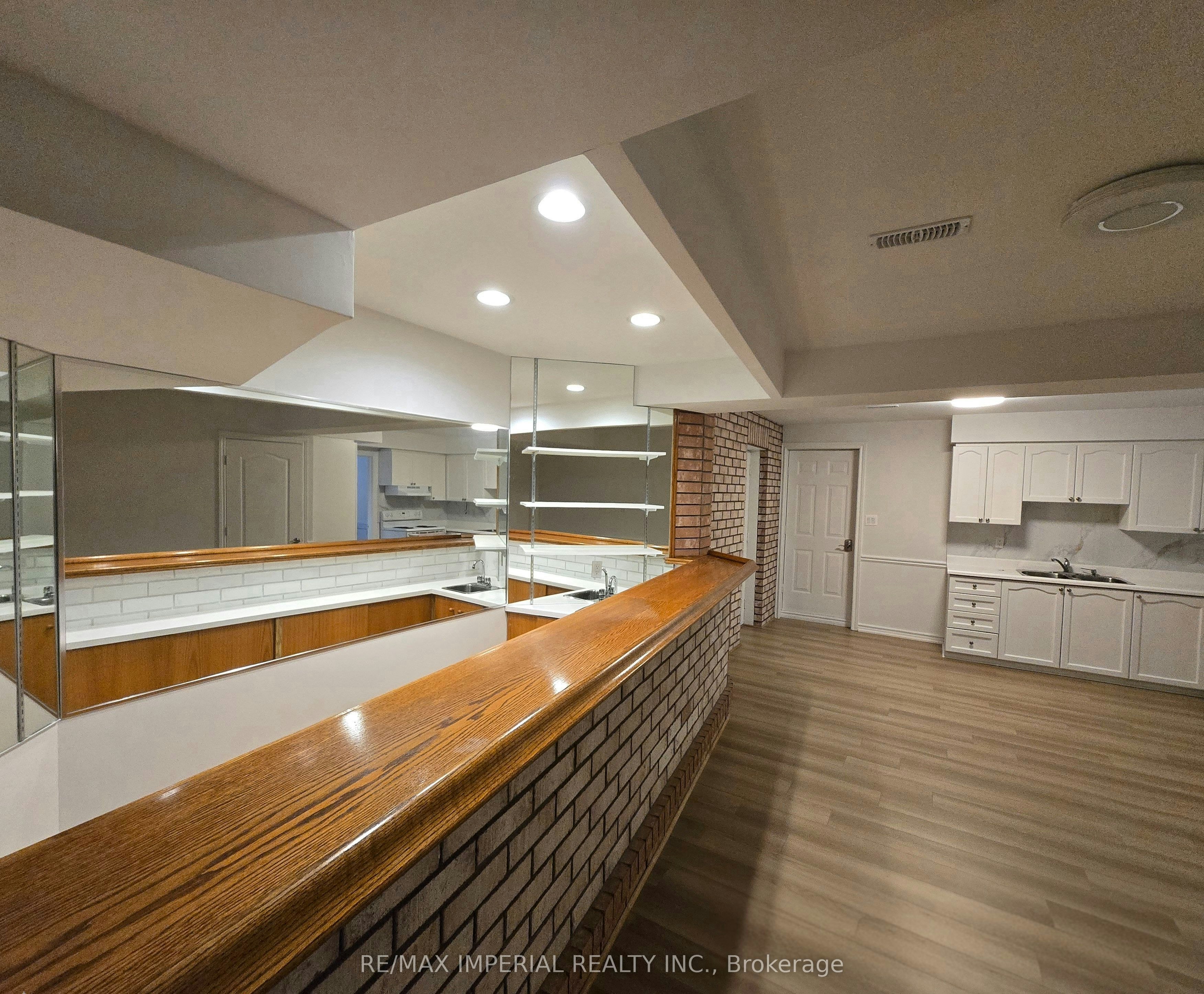 12A Mauro Court, Richmond Hill, ON, L4B 3J8 - 5