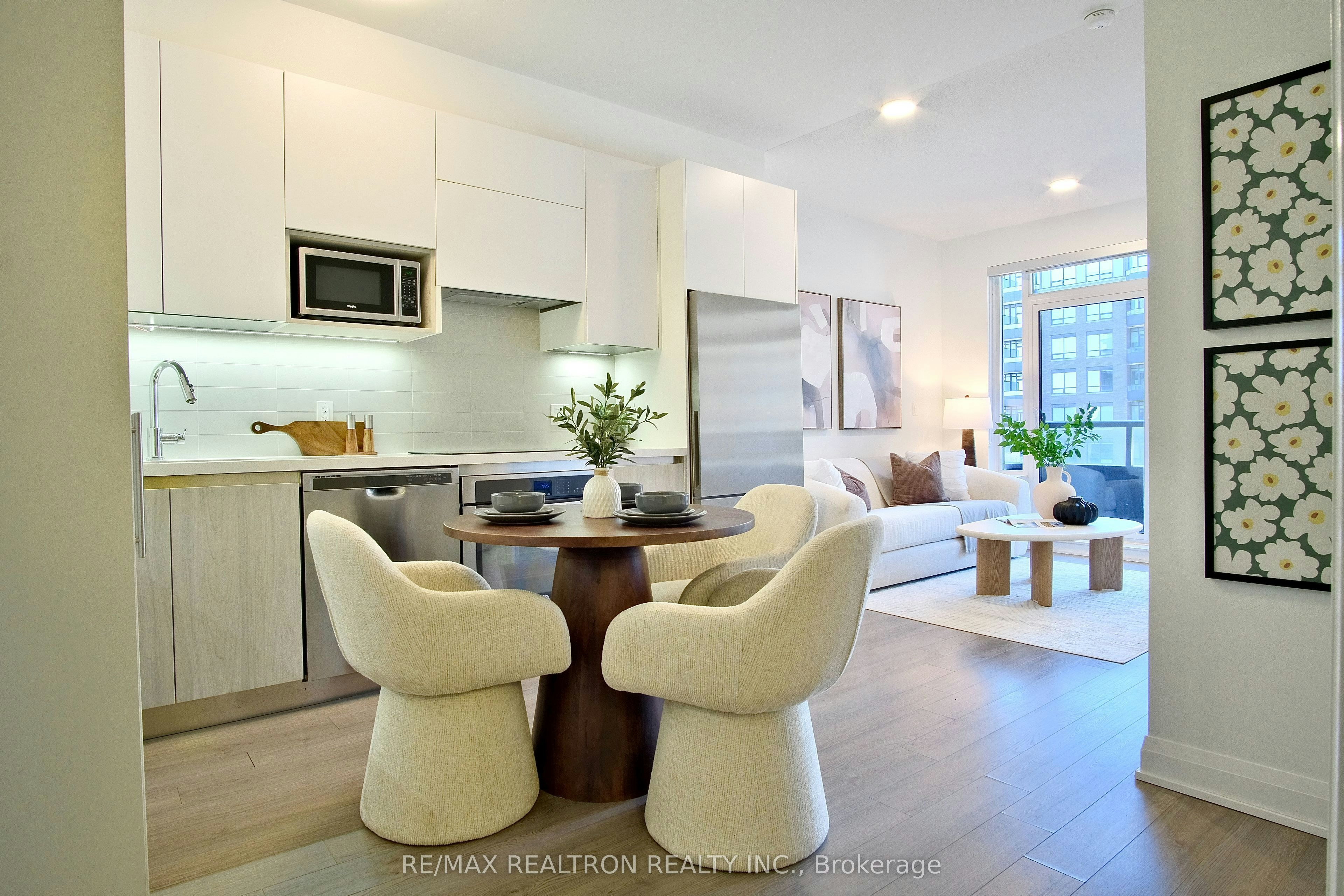 533-15 Water Walk Drive, Markham, ON, L6G 0G2