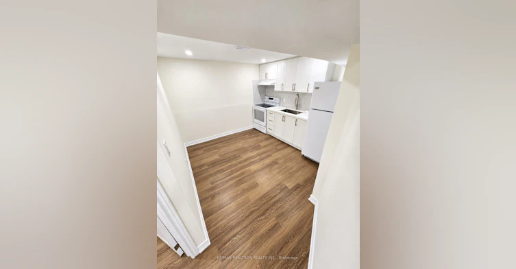 80 Upton Crescent, Markham, ON, L3R 3T4 - 3