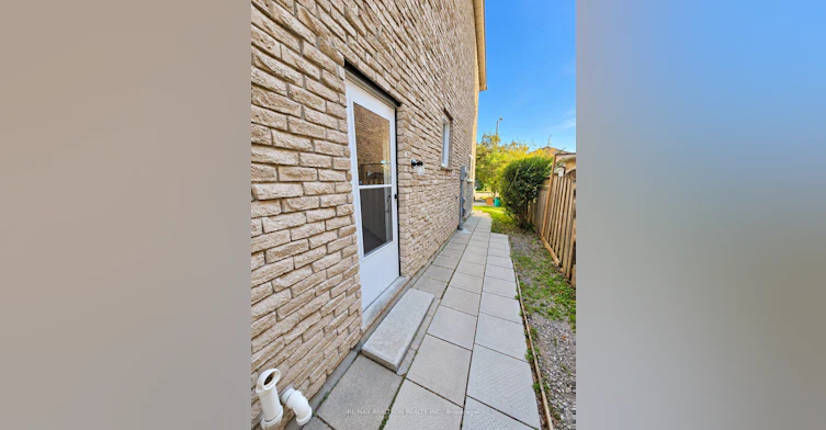 80 Upton Crescent, Markham, ON, L3R 3T4