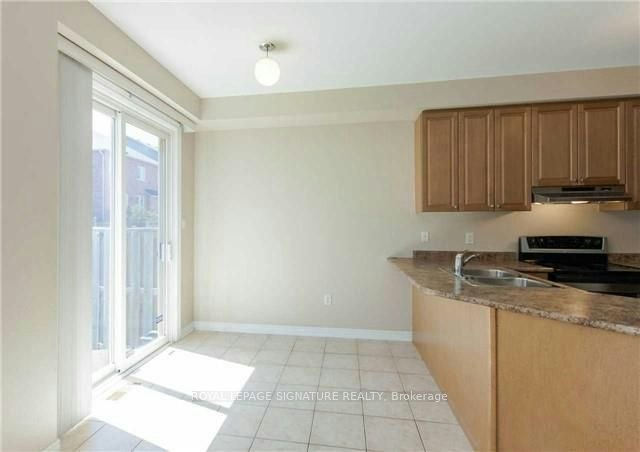 21 Pitney Avenue, Richmond Hill, ON, L4E 4Y6 - 2