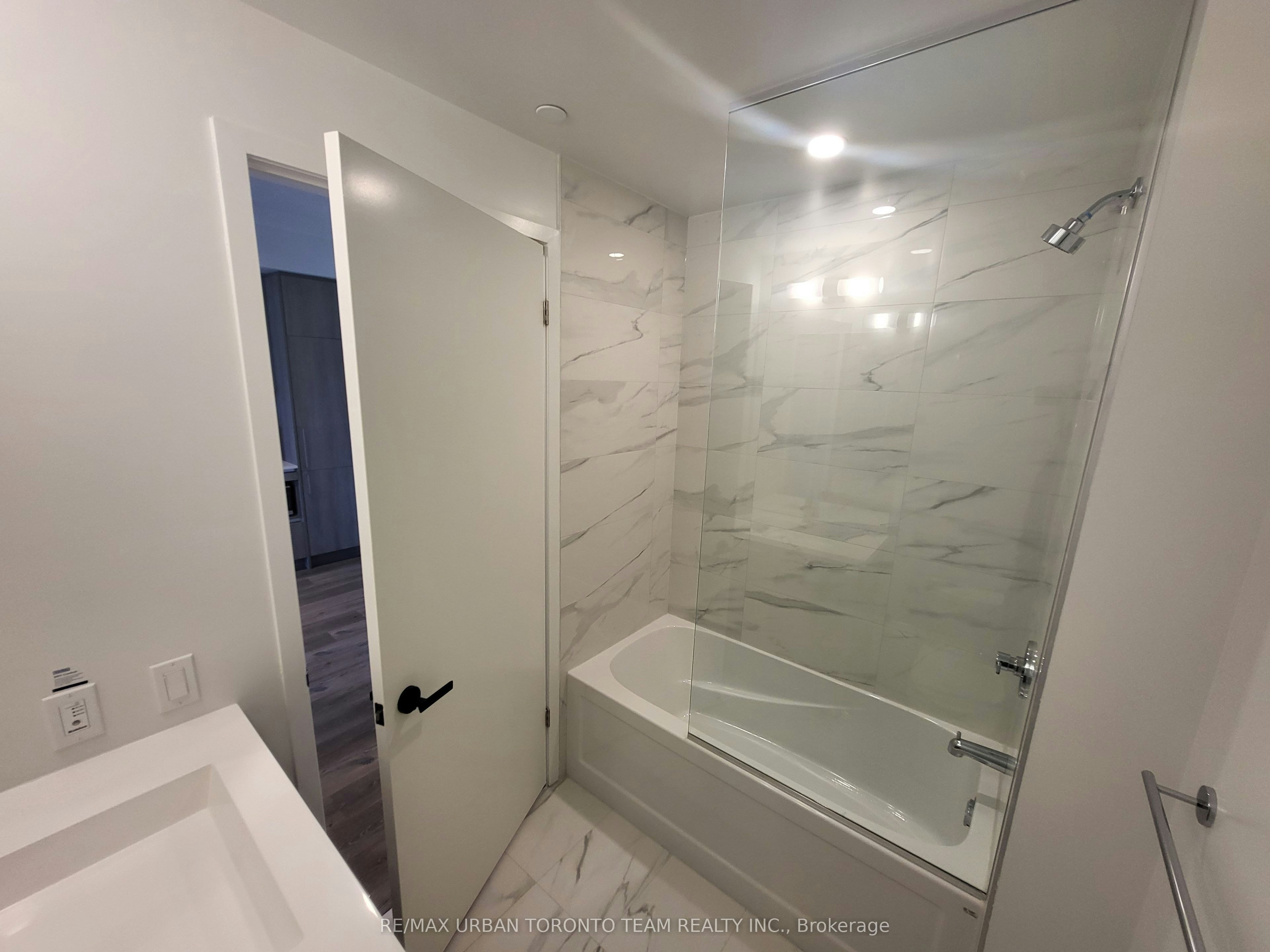 5910-225 Commerce St Street, Vaughan, ON, L4K 0P9 - 10