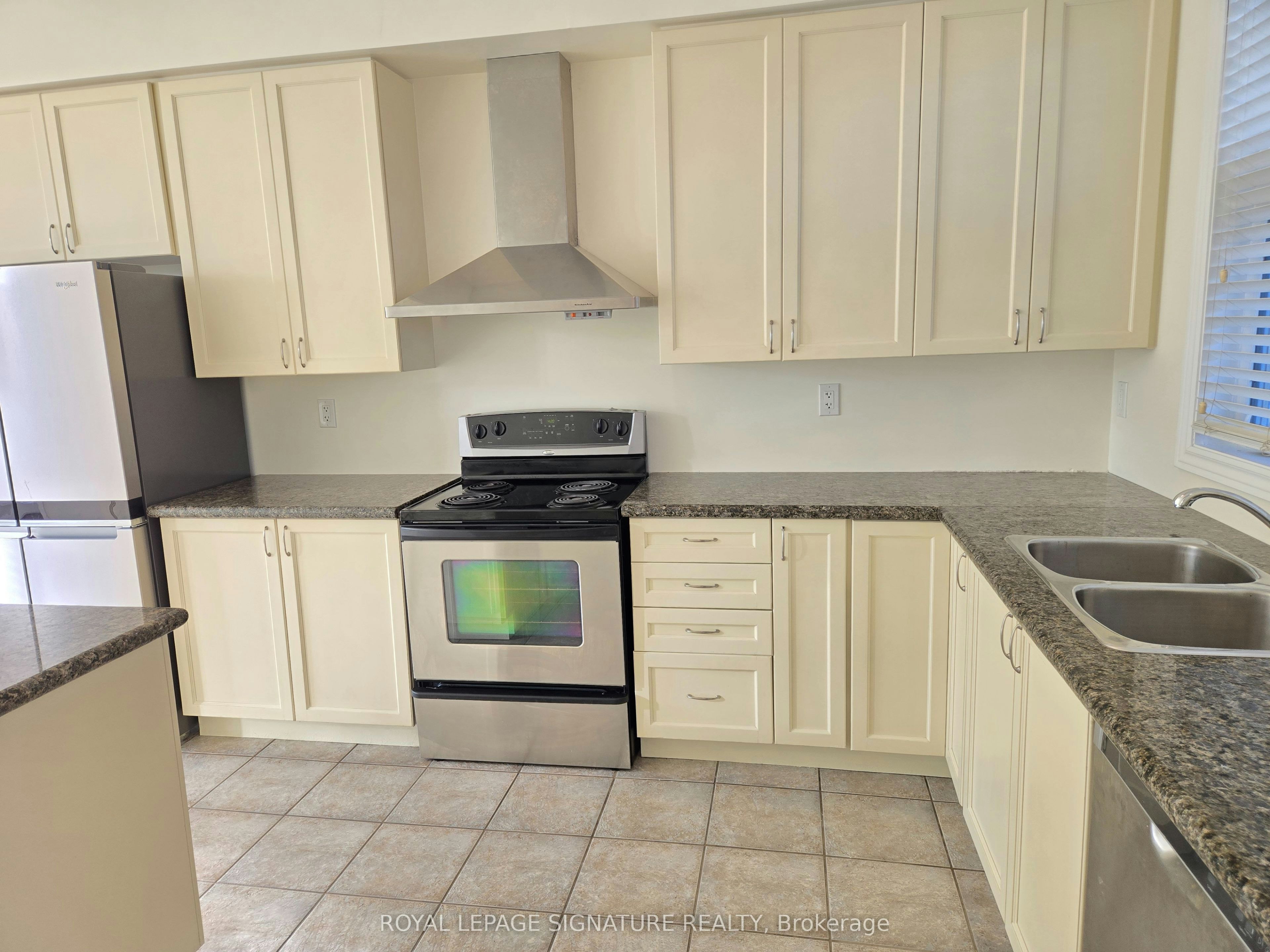 26 Helen Street, Vaughan, ON, L4L 3S3 - 10
