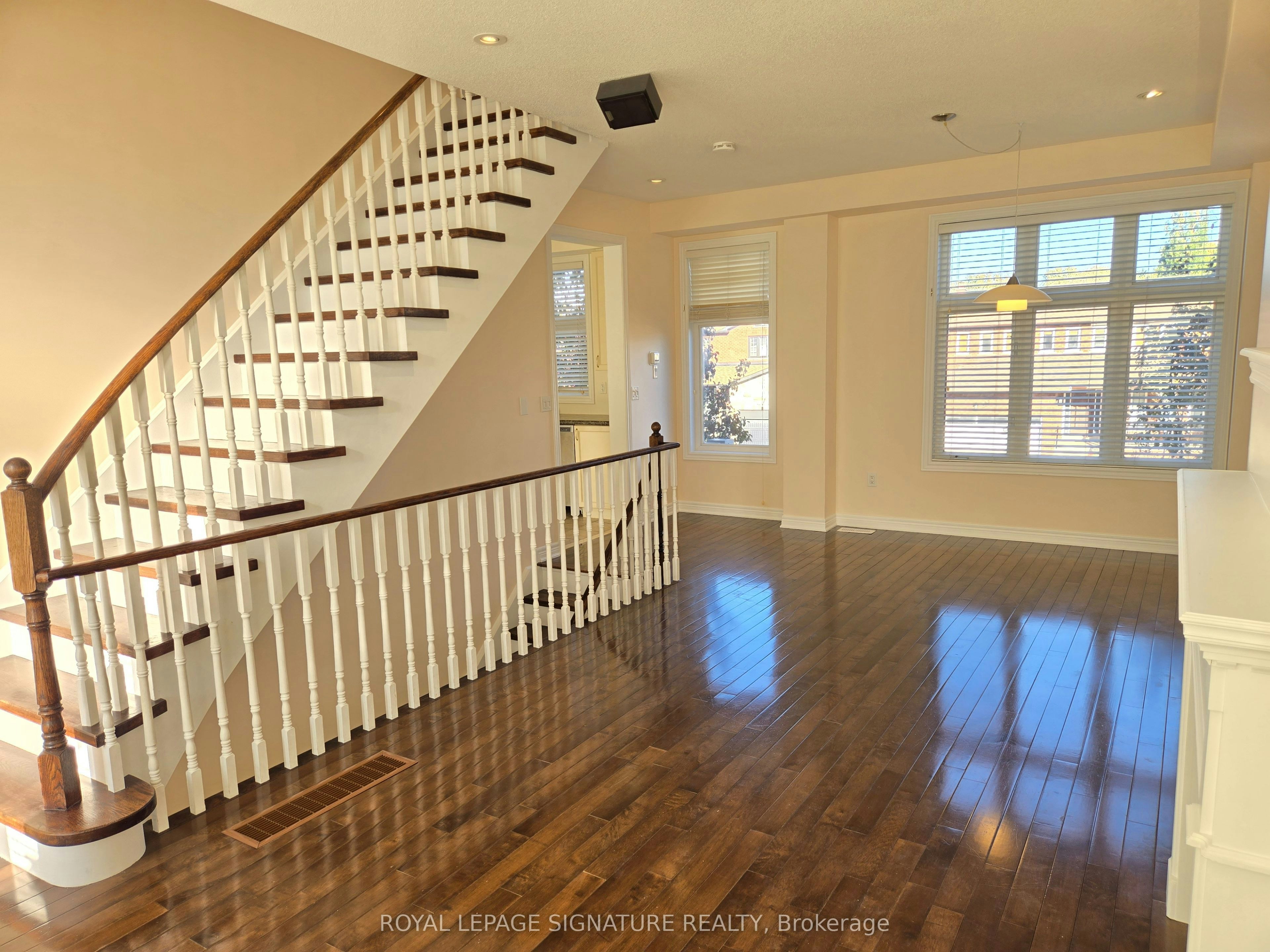 26 Helen Street, Vaughan, ON, L4L 3S3 - 16