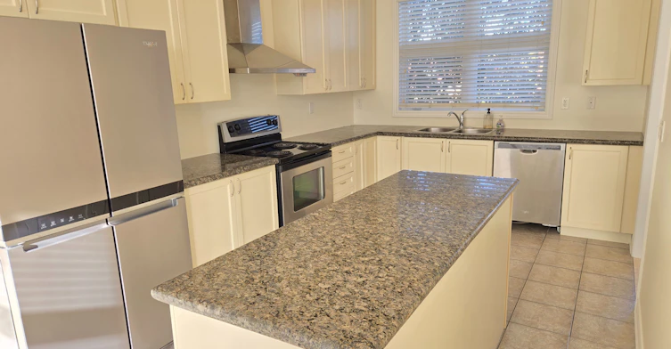 26 Helen Street, Vaughan, ON, L4L 3S3 - 12