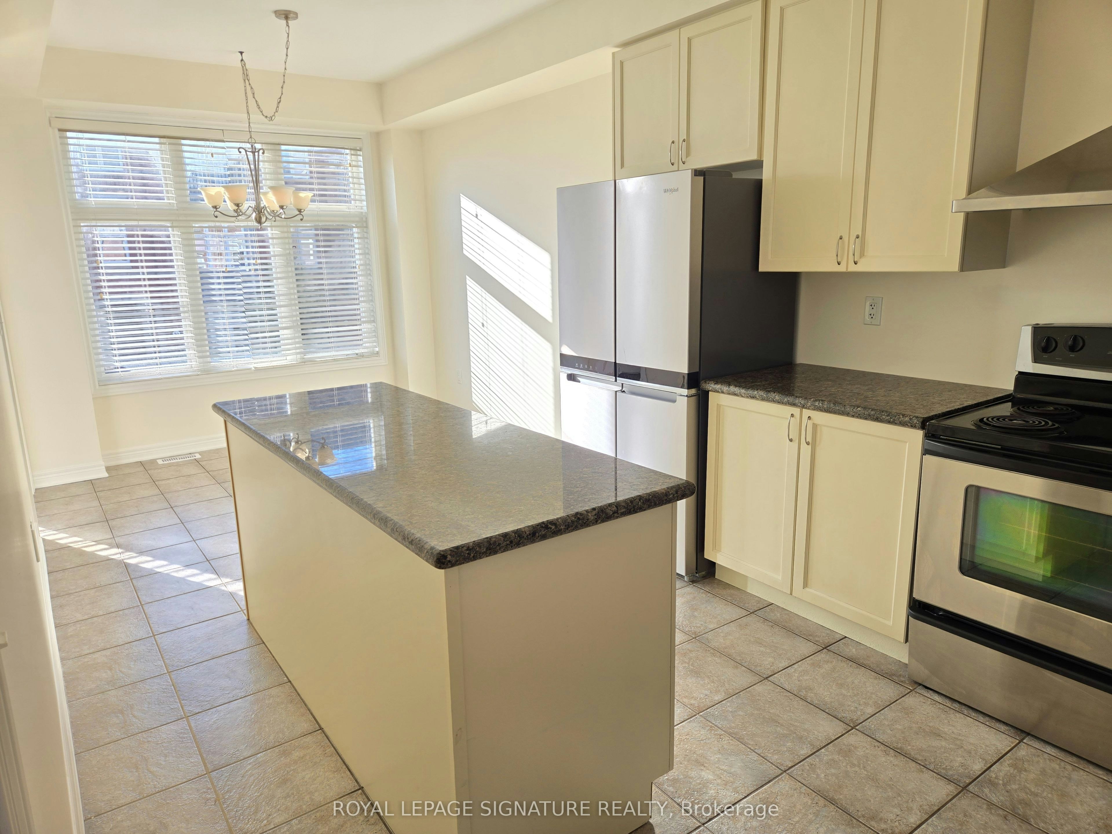 26 Helen Street, Vaughan, ON, L4L 3S3 - 11