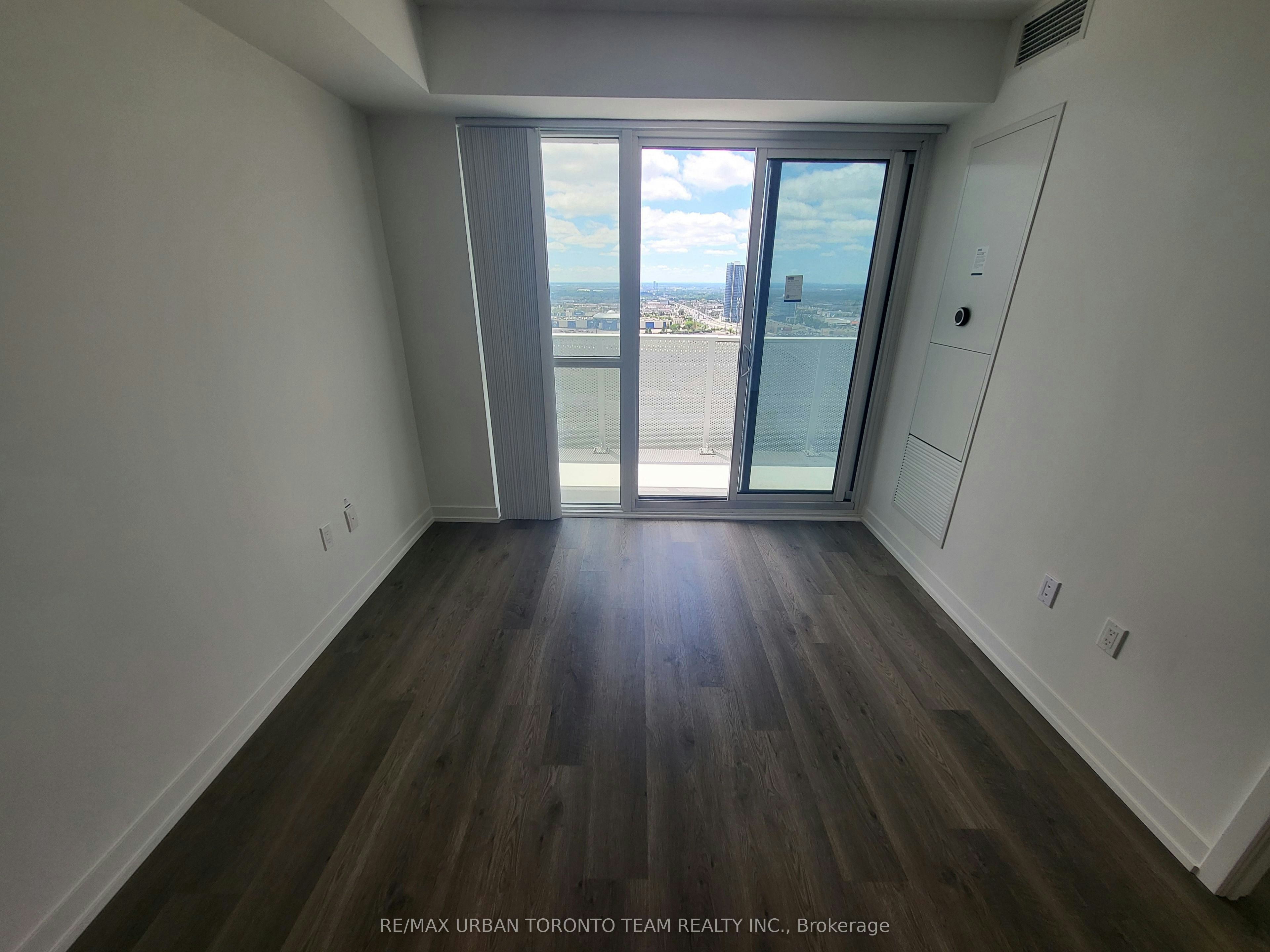 2608-195 Commerce Street, Vaughan, ON, L4K 0P9 - 4