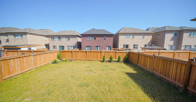 40 Pietrowski Drive, Georgina, ON, L4P 0K2 - 29