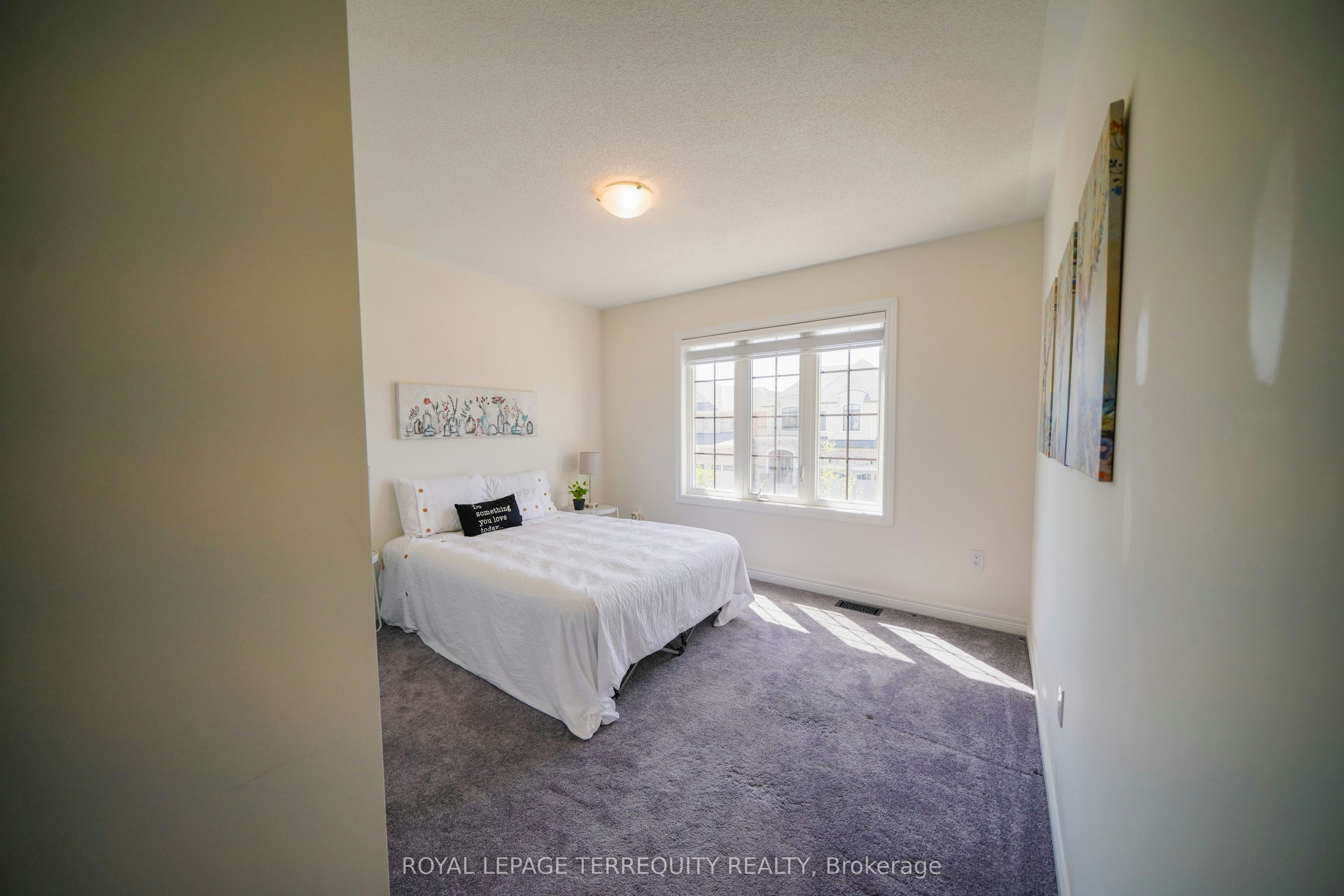 40 Pietrowski Drive, Georgina, ON, L4P 0K2 - 14