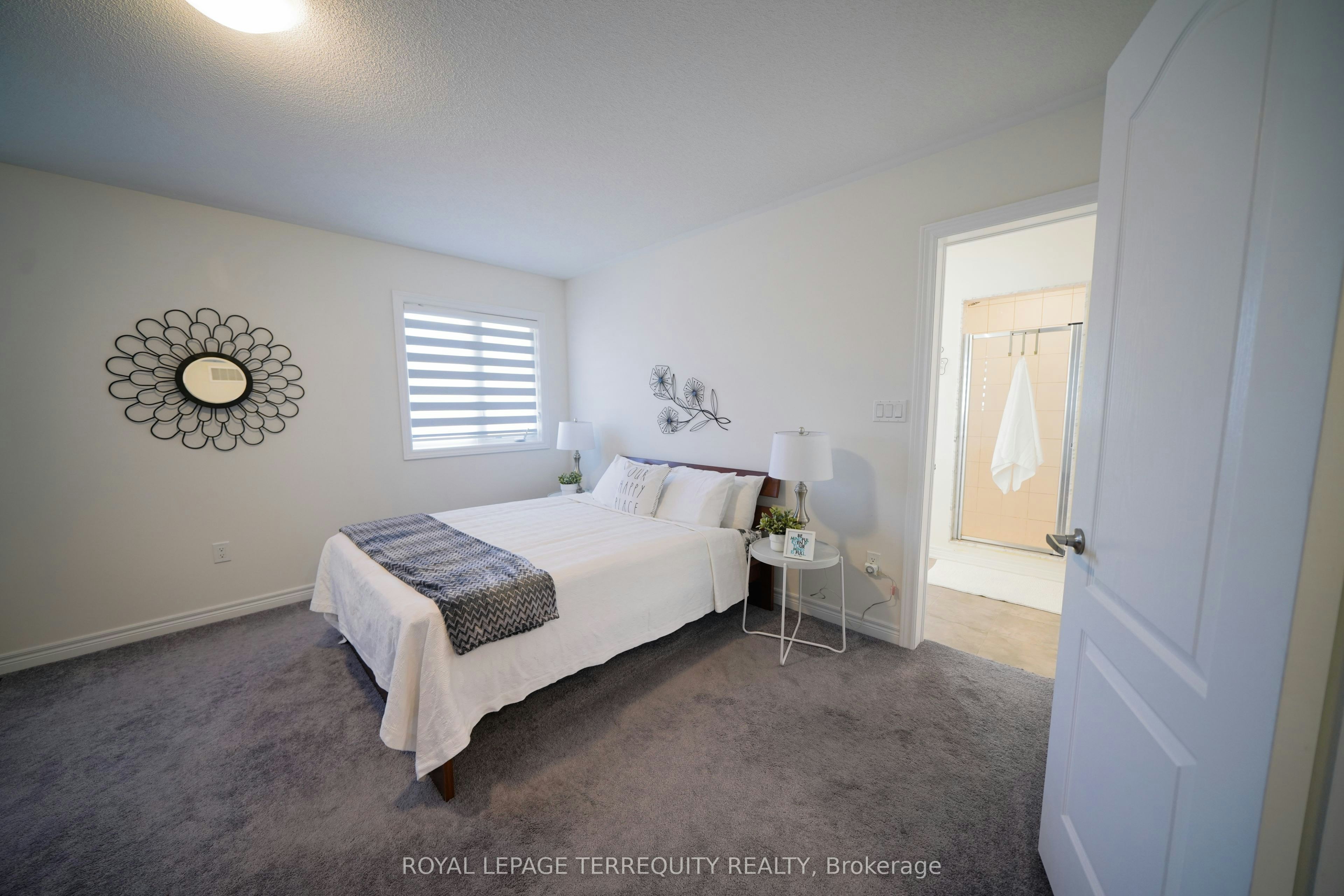 40 Pietrowski Drive, Georgina, ON, L4P 0K2 - 25