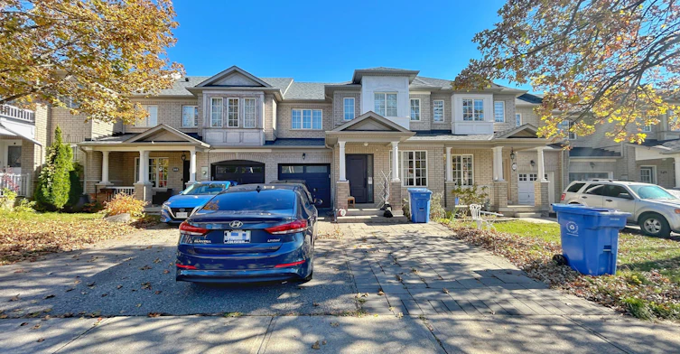 Bsmt-353 Flagstone Way, Newmarket, ON, L3X 2R3