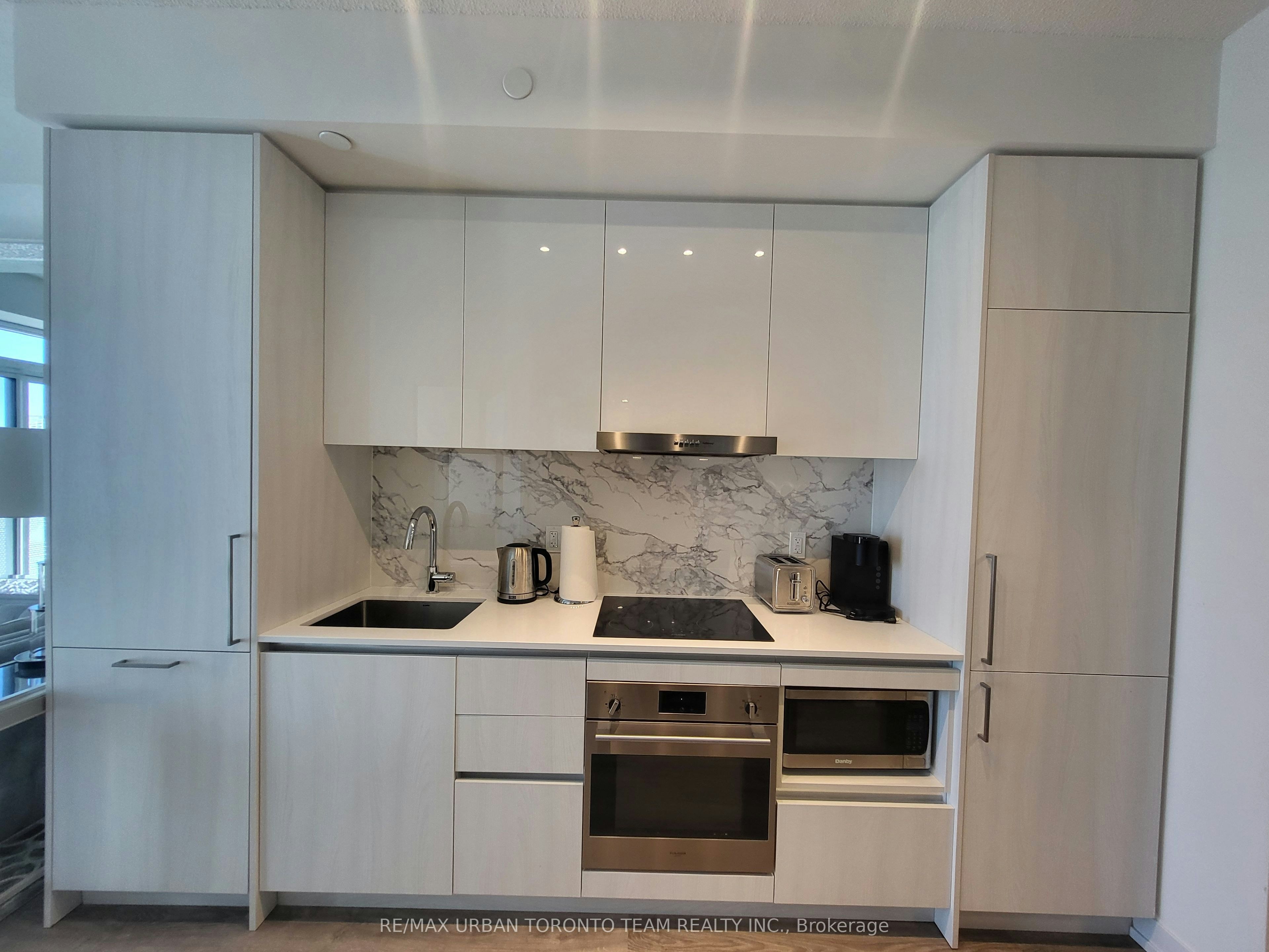 4616-195 Commerce Street, Vaughan, ON, L4K 0P9 - 5