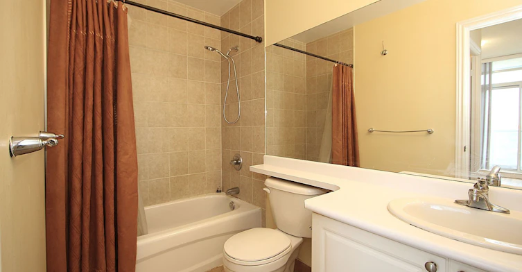 1010-15 North Park Road, Vaughan, ON, L4J 0A1 - 5