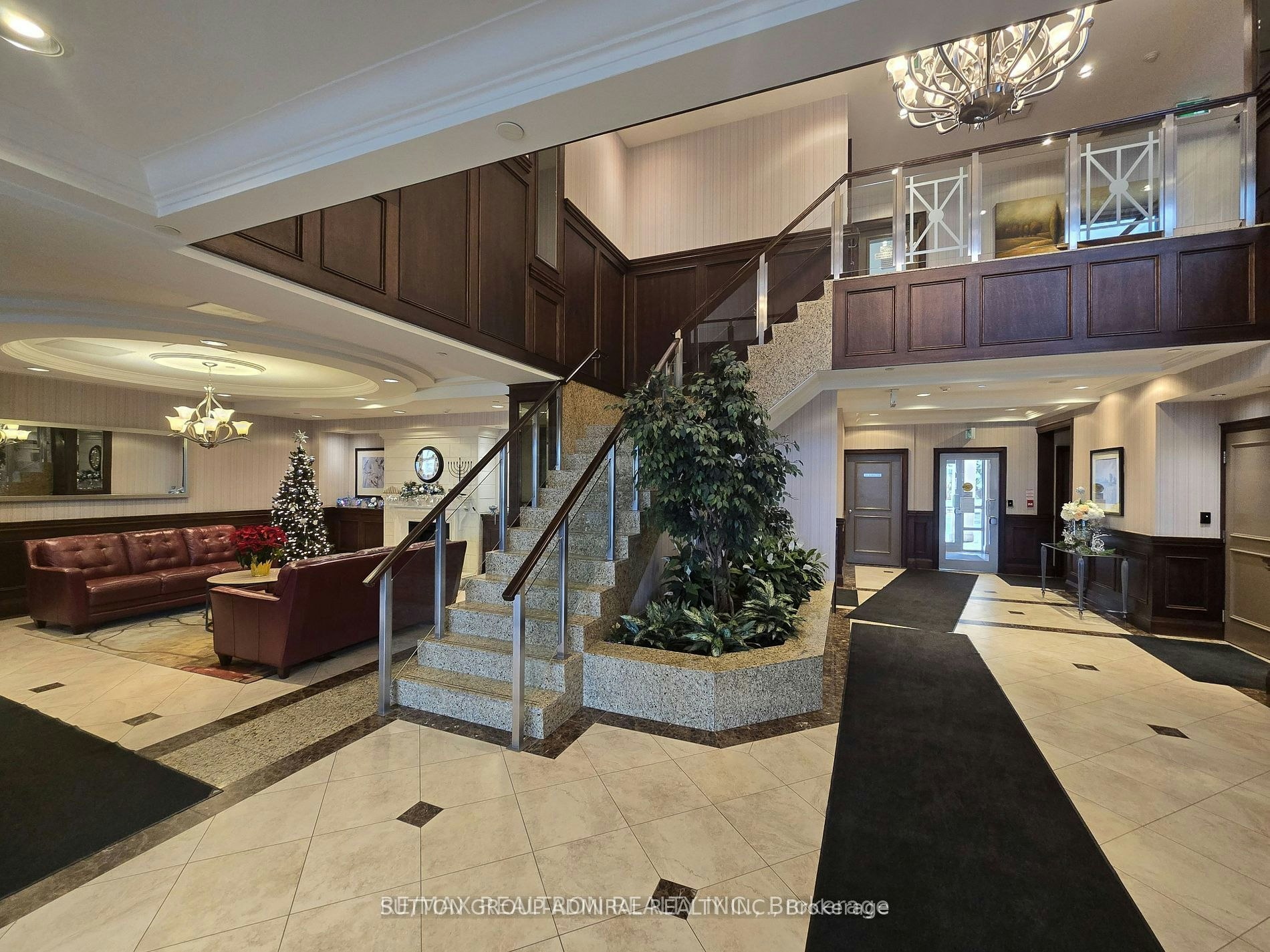 1010-15 North Park Road, Vaughan, ON, L4J 0A1 - 2