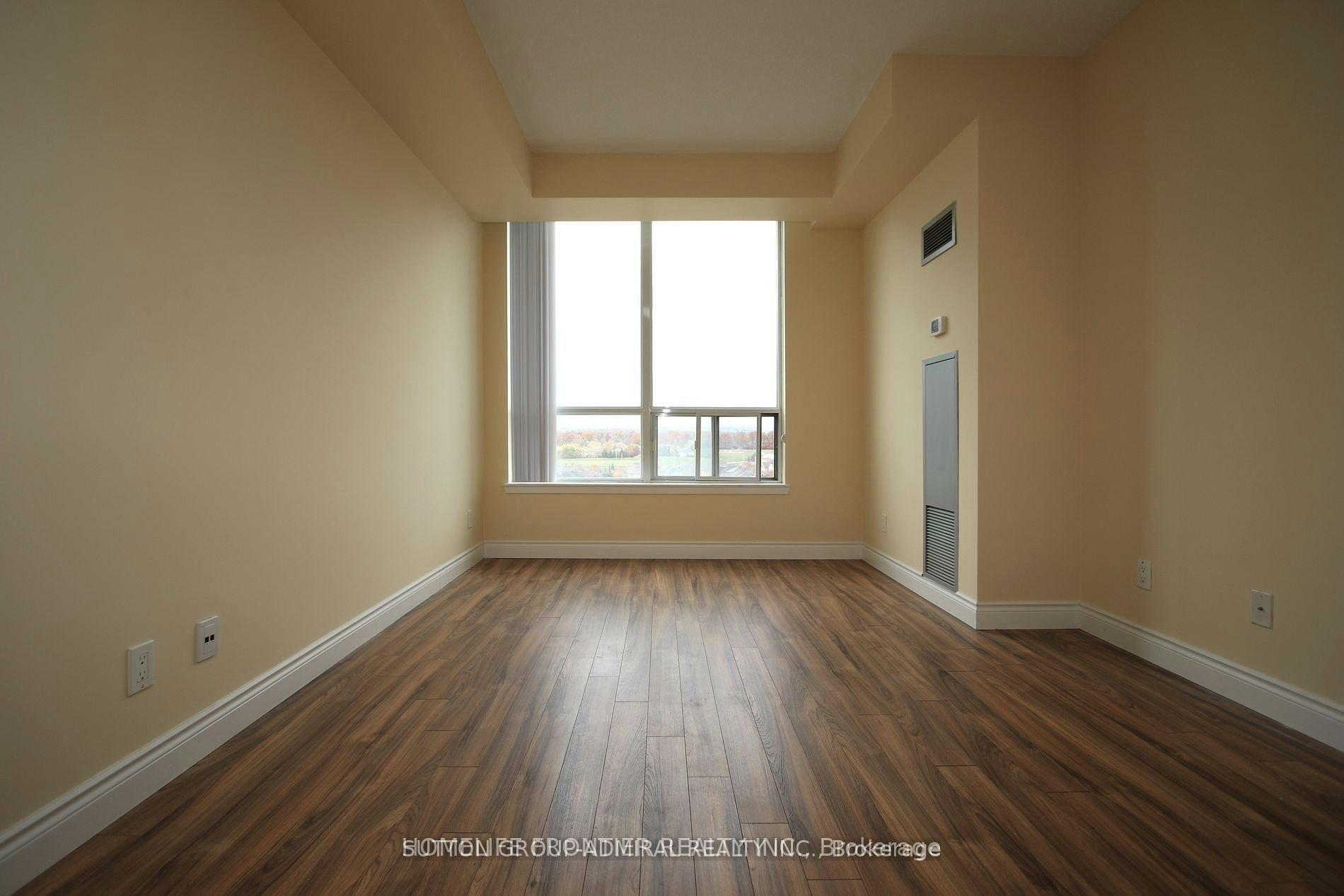 1010-15 North Park Road, Vaughan, ON, L4J 0A1 - 6