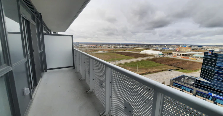 1505-8 Interchange Way, Vaughan, ON, L4K 5Z7 - 6