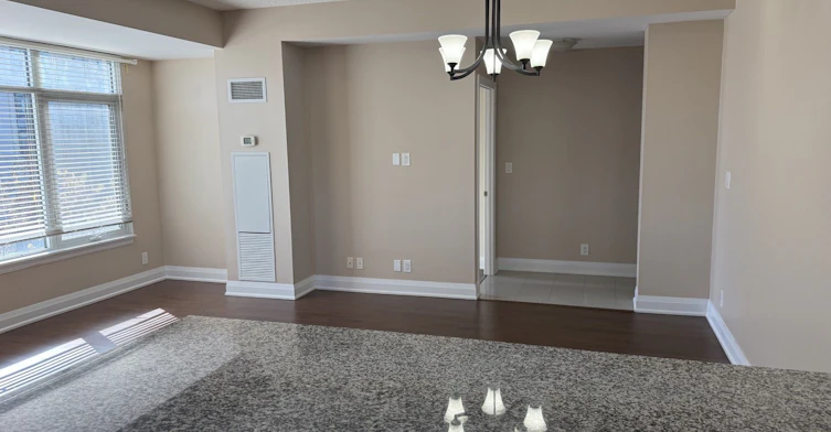 217-12 Woodstream Boulevard, Vaughan, ON, L4L 8C3 - 6