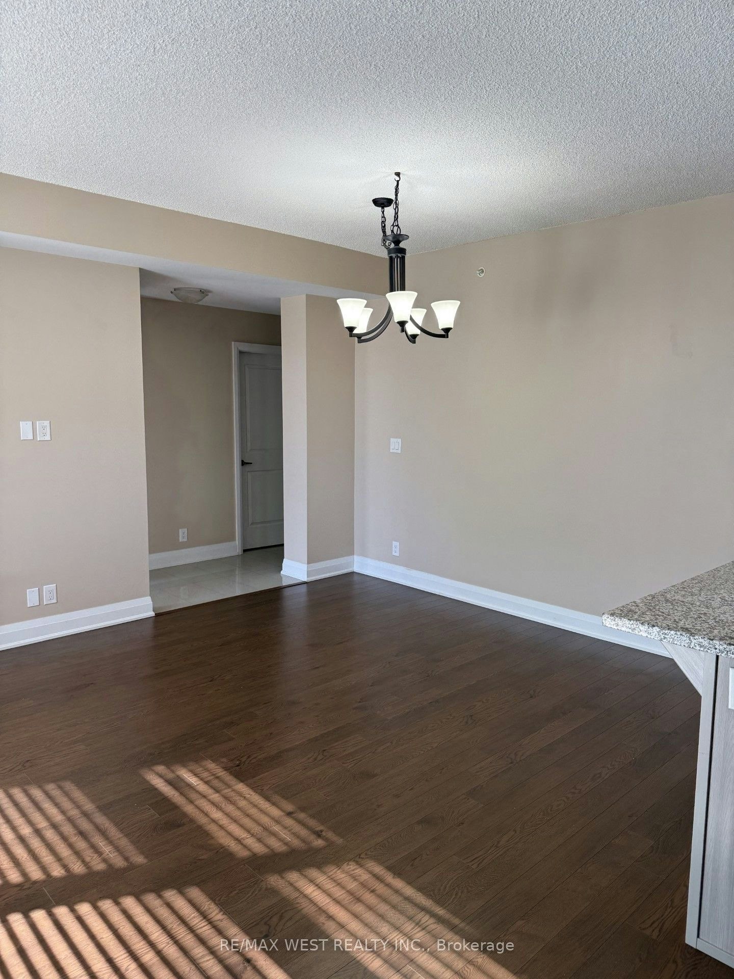 217-12 Woodstream Boulevard, Vaughan, ON, L4L 8C3 - 7