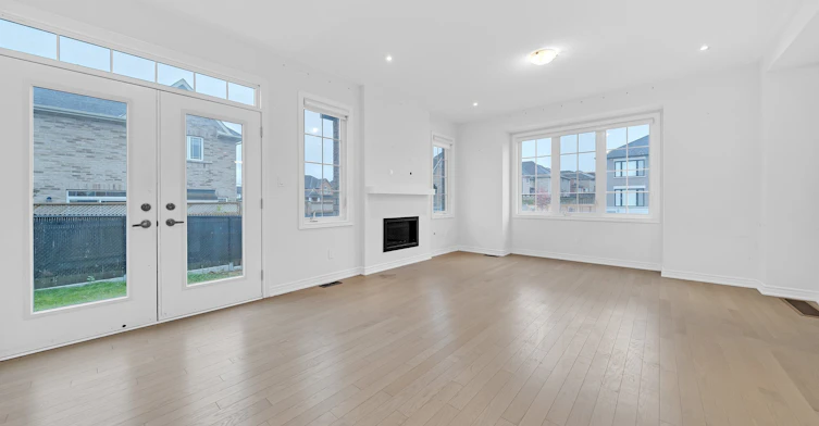 75 Bud Leggett Crescent, Georgina, ON, L4P 0B7 - 14