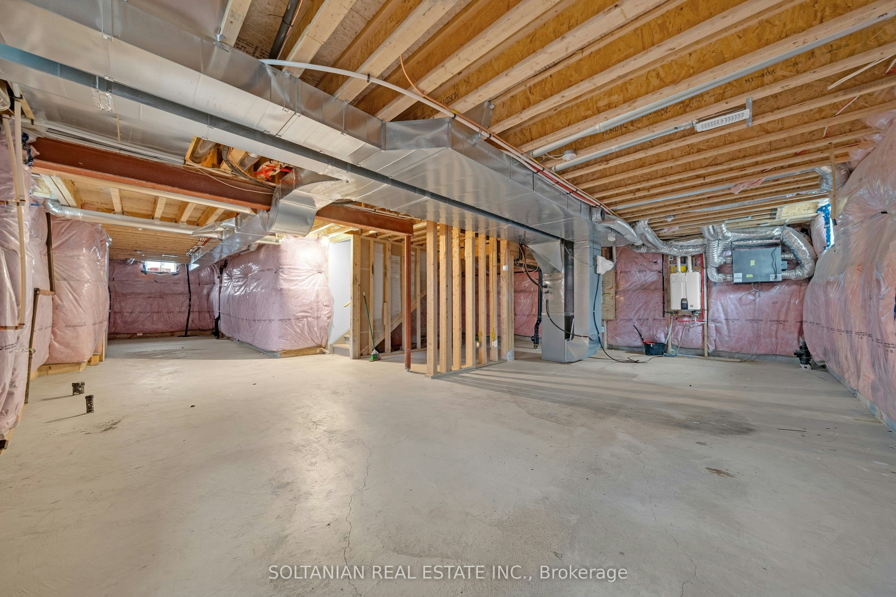 75 Bud Leggett Crescent, Georgina, ON, L4P 0B7 - 41