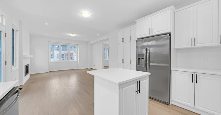 75 Bud Leggett Crescent, Georgina, ON, L4P 0B7 - 18