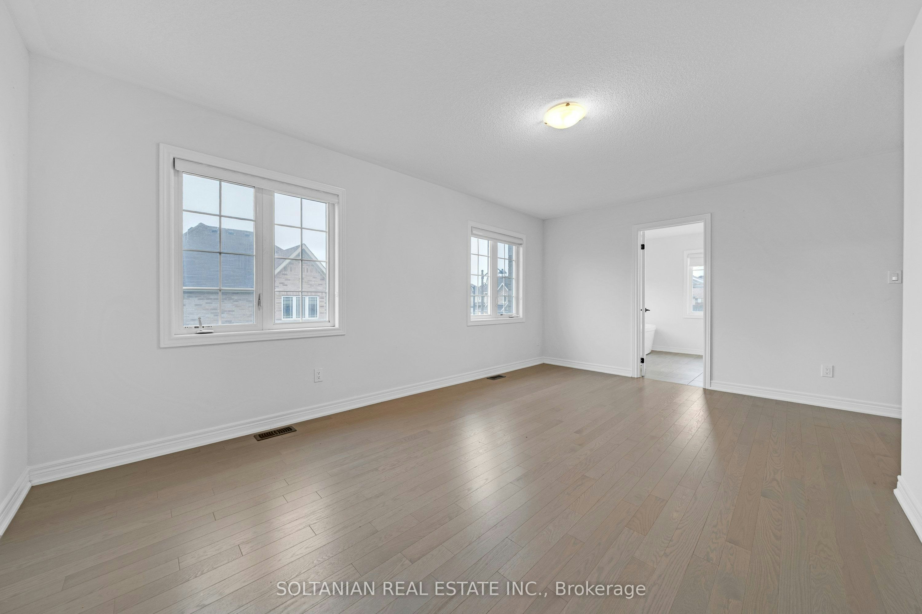 75 Bud Leggett Crescent, Georgina, ON, L4P 0B7 - 25