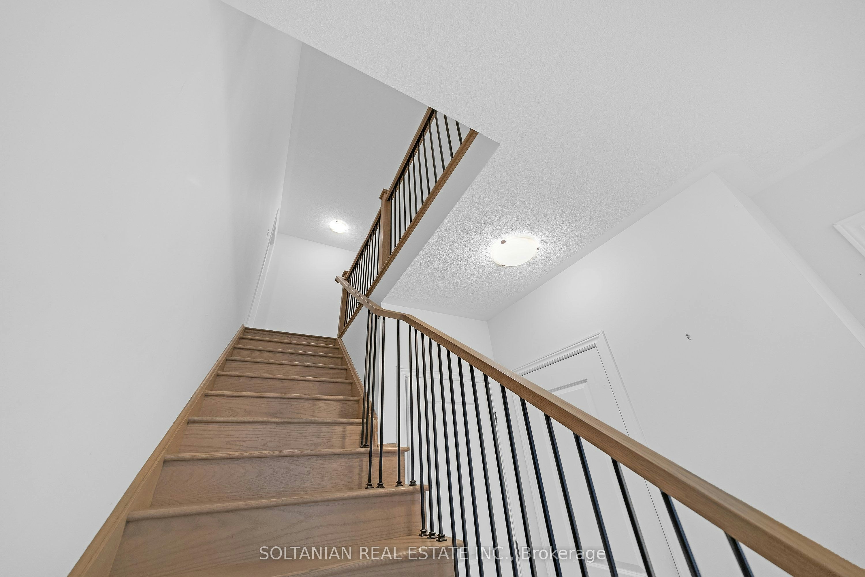 75 Bud Leggett Crescent, Georgina, ON, L4P 0B7 - 19