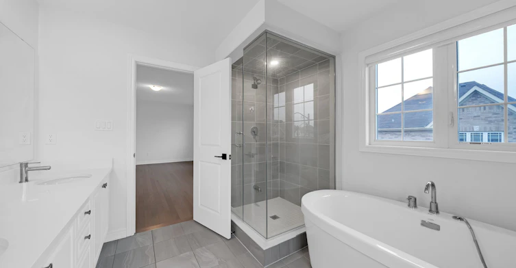 75 Bud Leggett Crescent, Georgina, ON, L4P 0B7 - 28