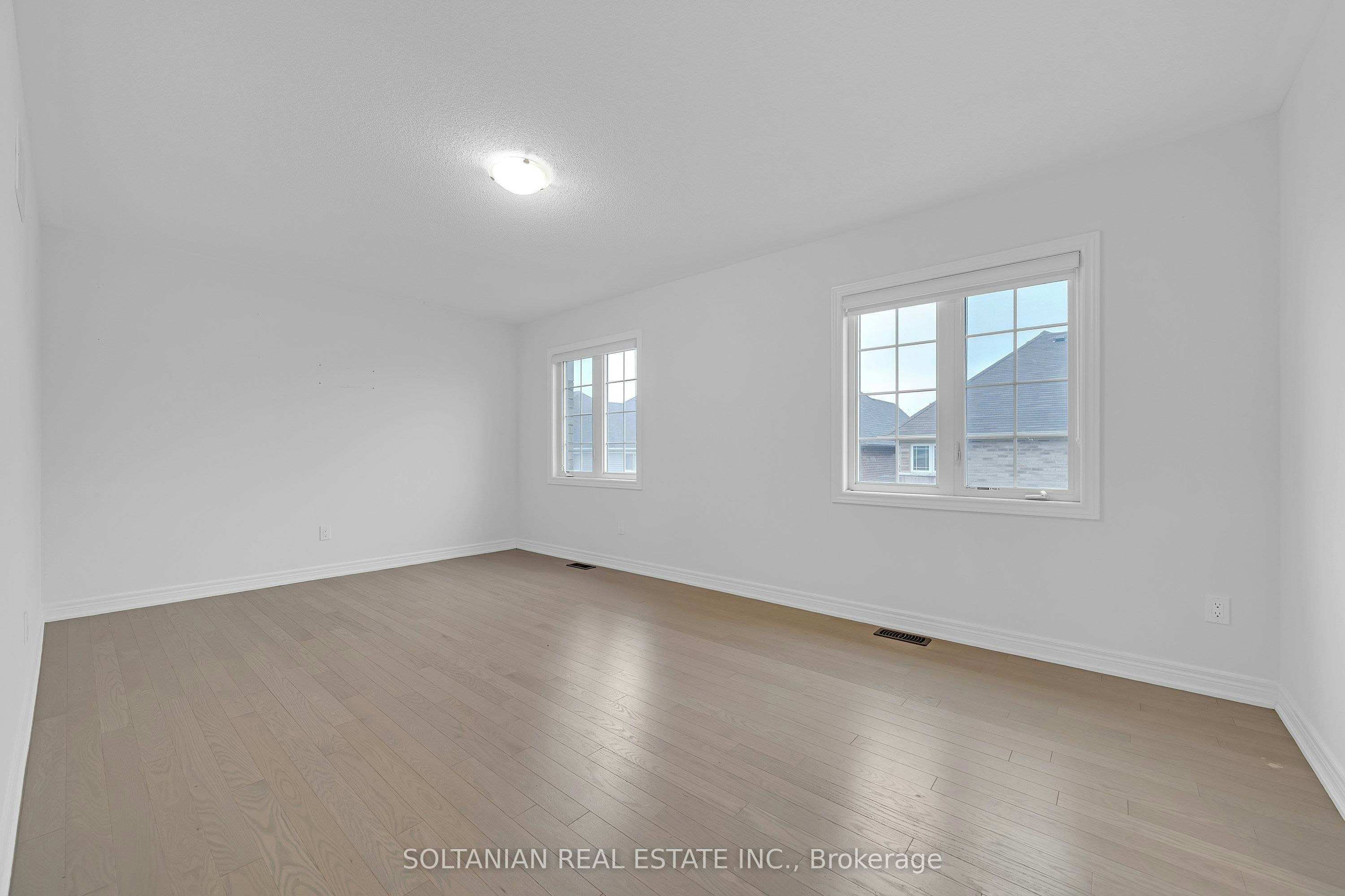 75 Bud Leggett Crescent, Georgina, ON, L4P 0B7 - 23