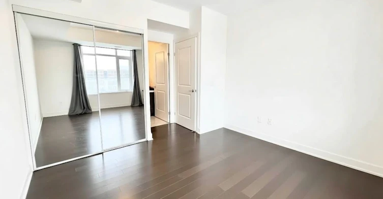 602-111 Upper Duke Crescent, Markham, ON, L6G 0C8 - 7