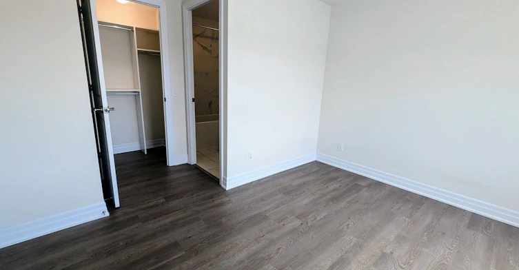 1909-9075 Jane Street, Vaughan, ON, L5K 0L7 - 16