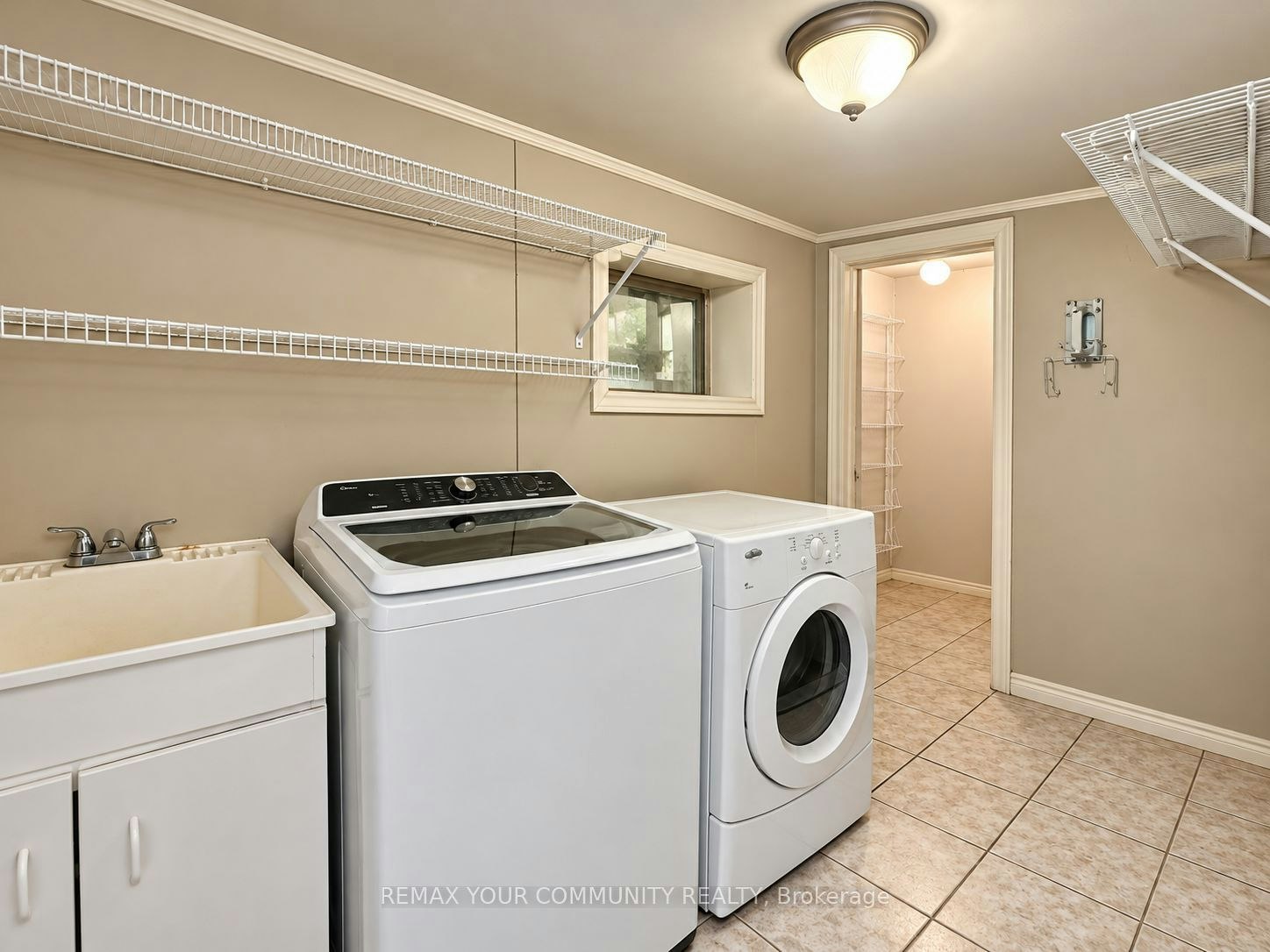 8 Hillside Avenue, Vaughan, ON, L4K 1X1 - 16